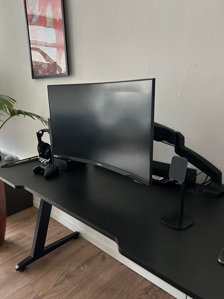 Samsung Odyssey G7 27” – 240Hz Gaming Monitor, Computers en Software, Monitoren, Thunderbolt, Curved, VA, Minder dan 1 ms