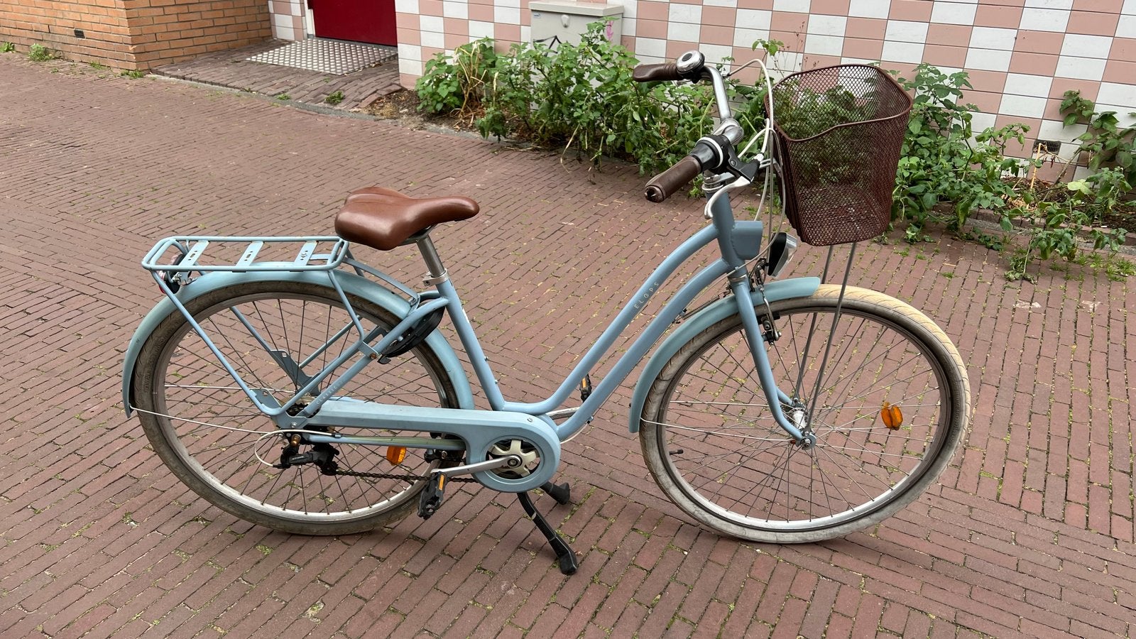 Elops stadsfiets dames, lichtblauw met mand, Gebruikt, Velgrem, Versnellingen, 50 tot 53 cm