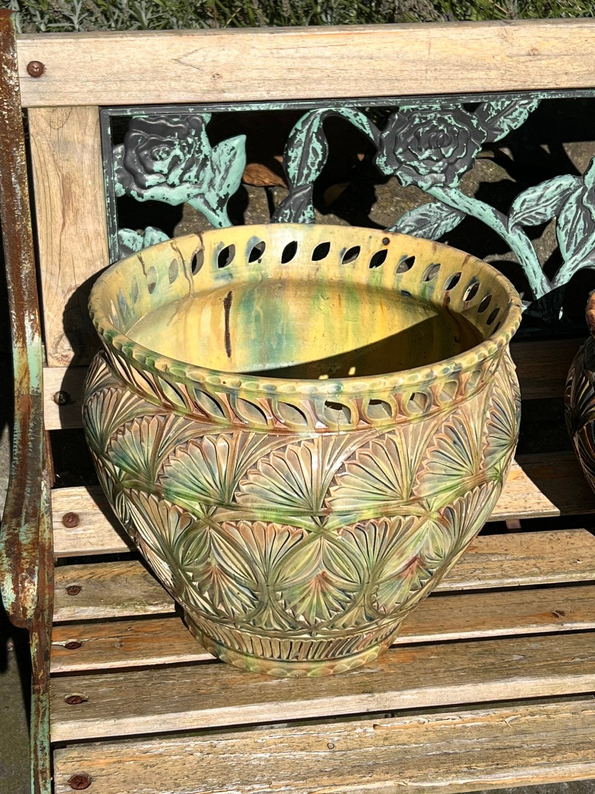 Grote Workumer erfsnede bloempot met waaierpatroon, Antiek en Kunst, Ophalen