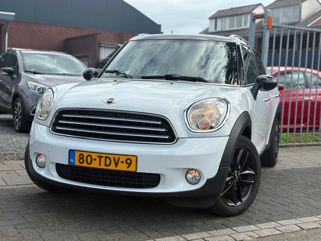 Mini Mini Countryman 1.6 Cooper Business Line | Half Leder |, Voorwielaandrijving, Euro 5, Gebruikt, Zwart