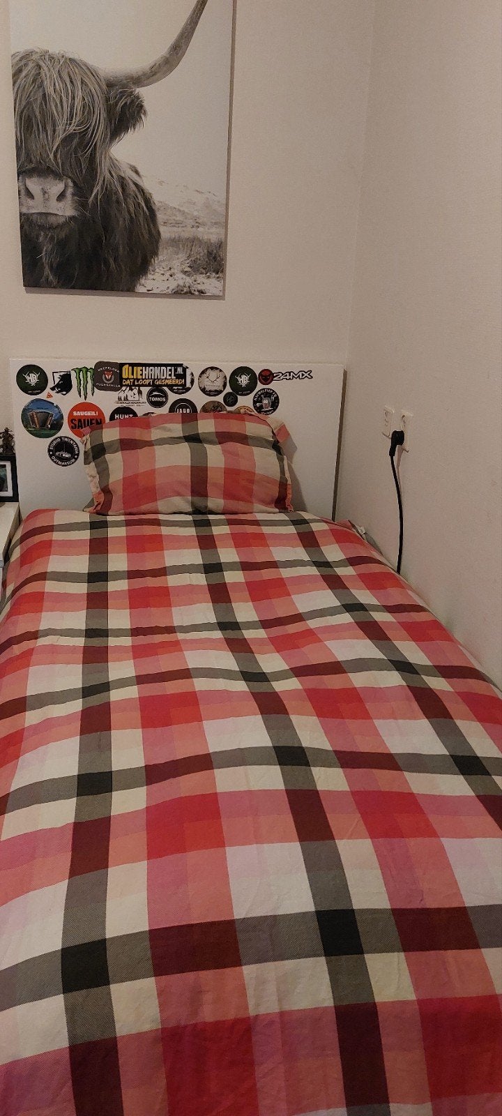 Eenpersoonsbed met hoofdbord - Wit ikea, Huis en Inrichting, Slaapkamer | Bedden, Gebruikt, 90 cm, Eenpersoons, Wit