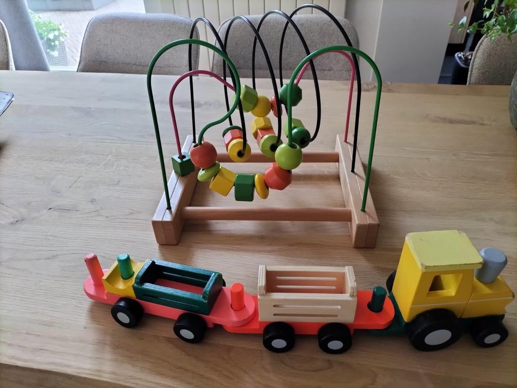 Houten speelgoed: kralenframe en trein, Kinderen en Baby's, Speelgoed | Houten speelgoed, Ophalen, Gebruikt, Duw- of Trekspeelgoed