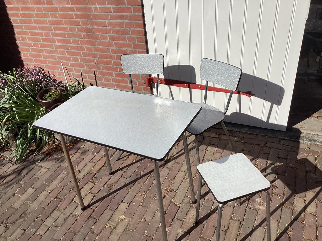 Zestiger jaren tafeltje met 2 stoeltjes en krukje, Antiek en Kunst, Ophalen