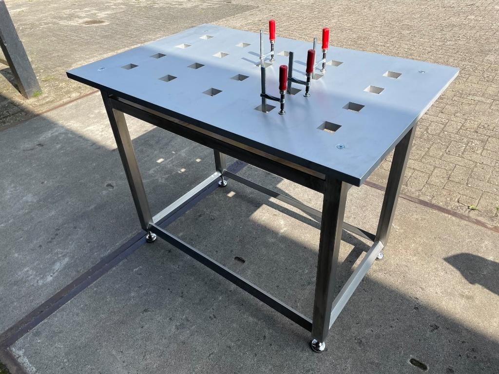 Aluminium lastafel met RVS onderstel, Doe-het-zelf en Verbouw, Werkbanken, Ophalen, Nieuw, 120 tot 170 cm