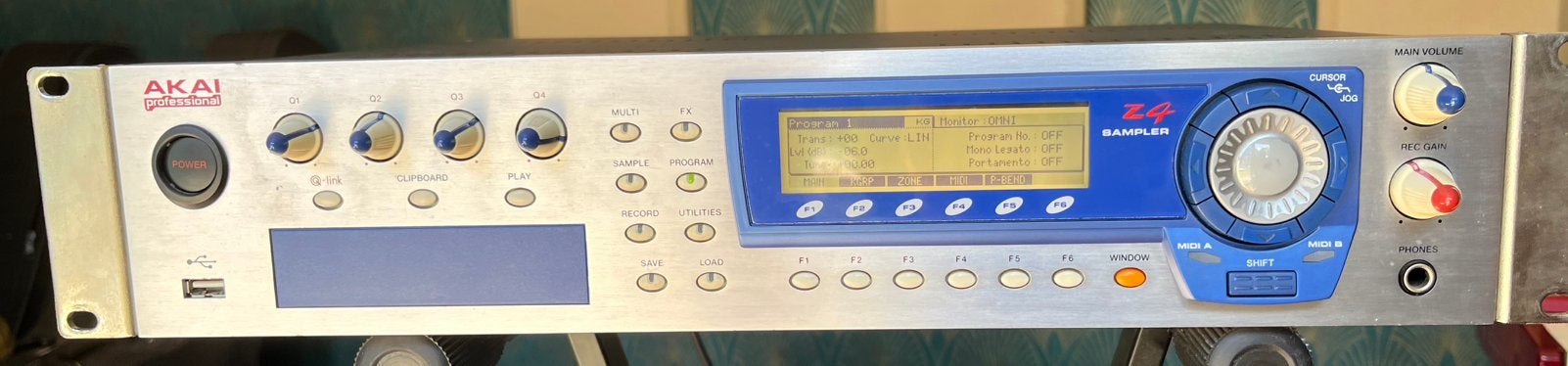 Akai Z4 Sampler - Professionele Rack Sampler, Ophalen, Gebruikt
