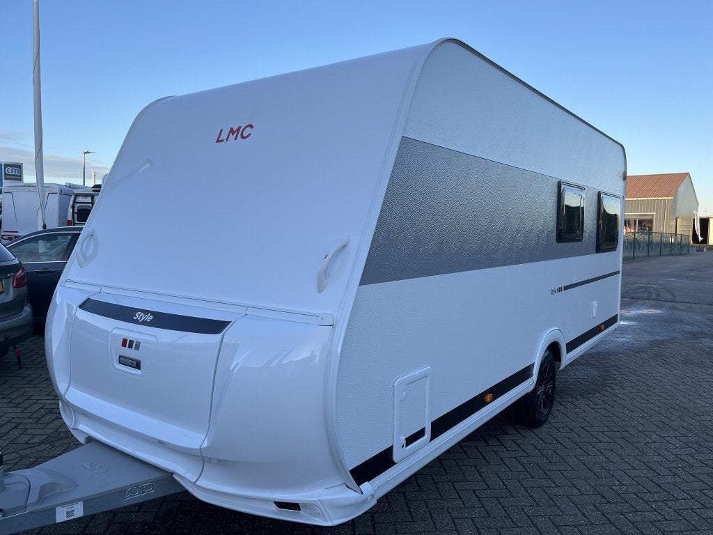 LMC Style 440 D TERREIN OUTLET!!, Rondzit, Bedrijf, Overige typen, 5 tot 6 meter