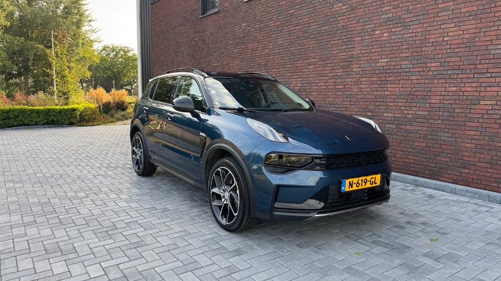 Lynk & Co 1.5TD 261PK PHEV 2021 PANO TREKHAAK 78.000 km, Automaat, 1800 kg, Zwart, 120 €/maand