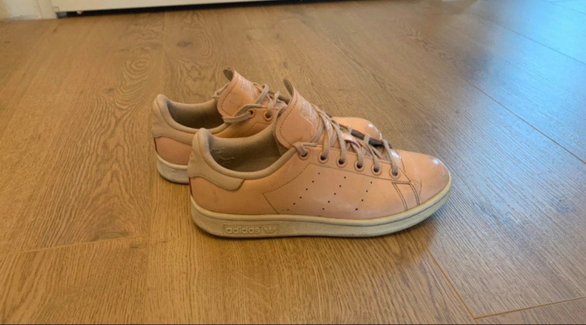 Lichtroze Adidas Stan Smith sneakers - 37 1/3, Kleding | Dames, Schoenen, Ophalen, Gedragen, Roze, Sneakers of Gympen
