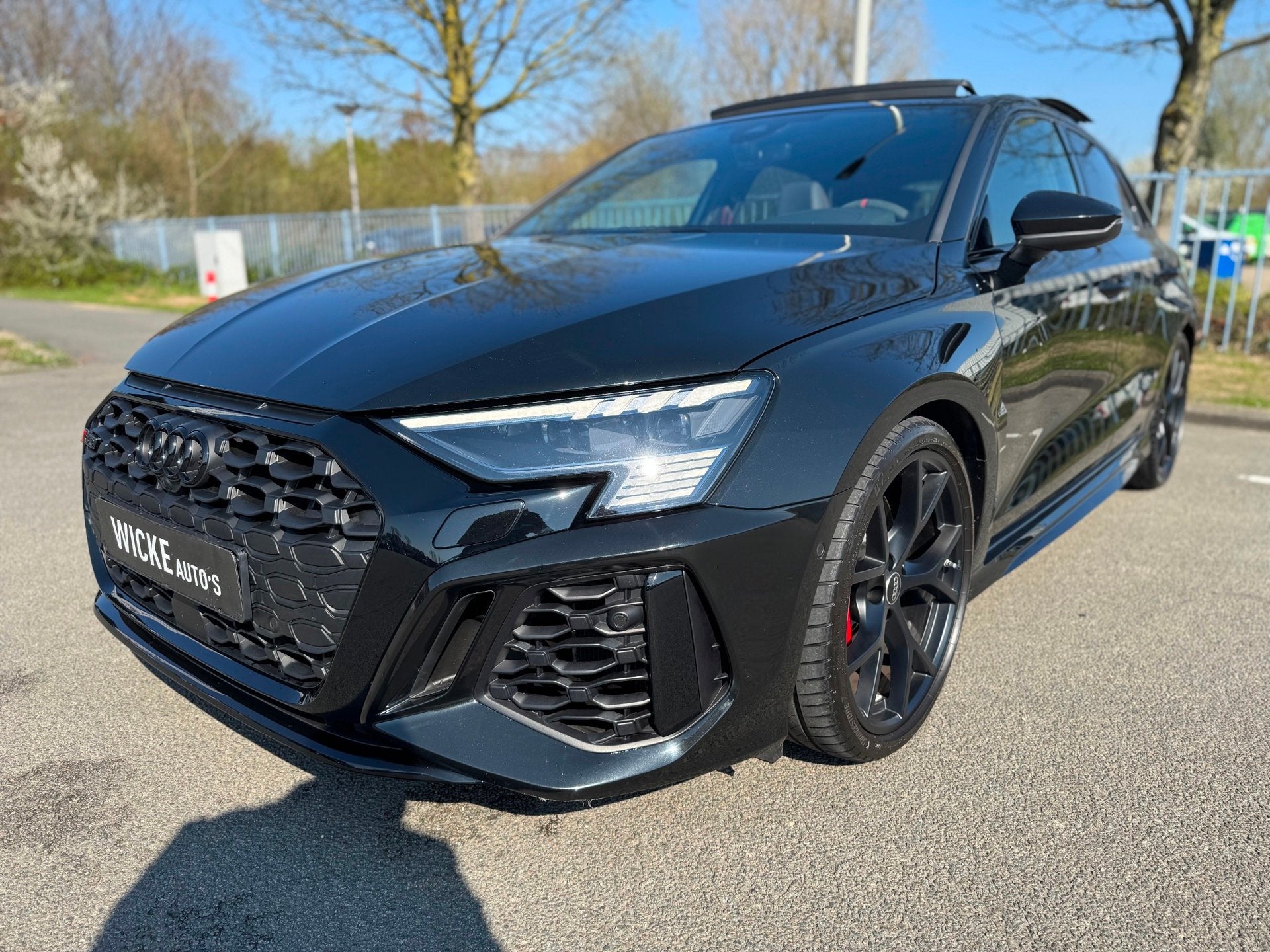 Audi A3 Sportback 2.5 TFSI RS 3 quattro Panorama camera Carb, Auto's, Automaat, Dealer onderhouden, Gebruikt, RS3
