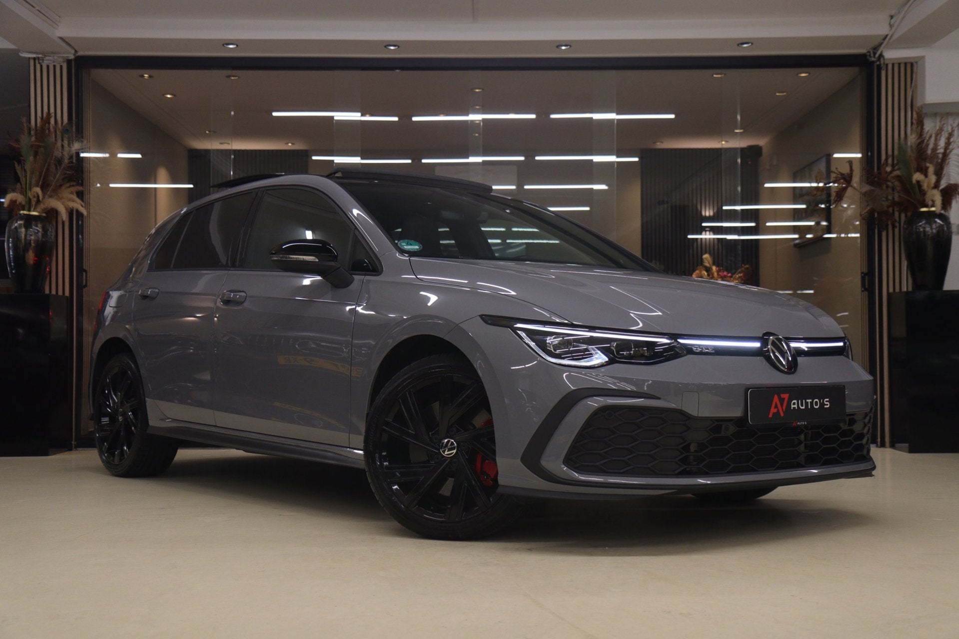 Volkswagen Golf 1.4 eHybrid GTE BLACKSTYLE/PANO/CARPLAY/SFEE, Stof, Gebruikt, Euro 6, 4 cilinders