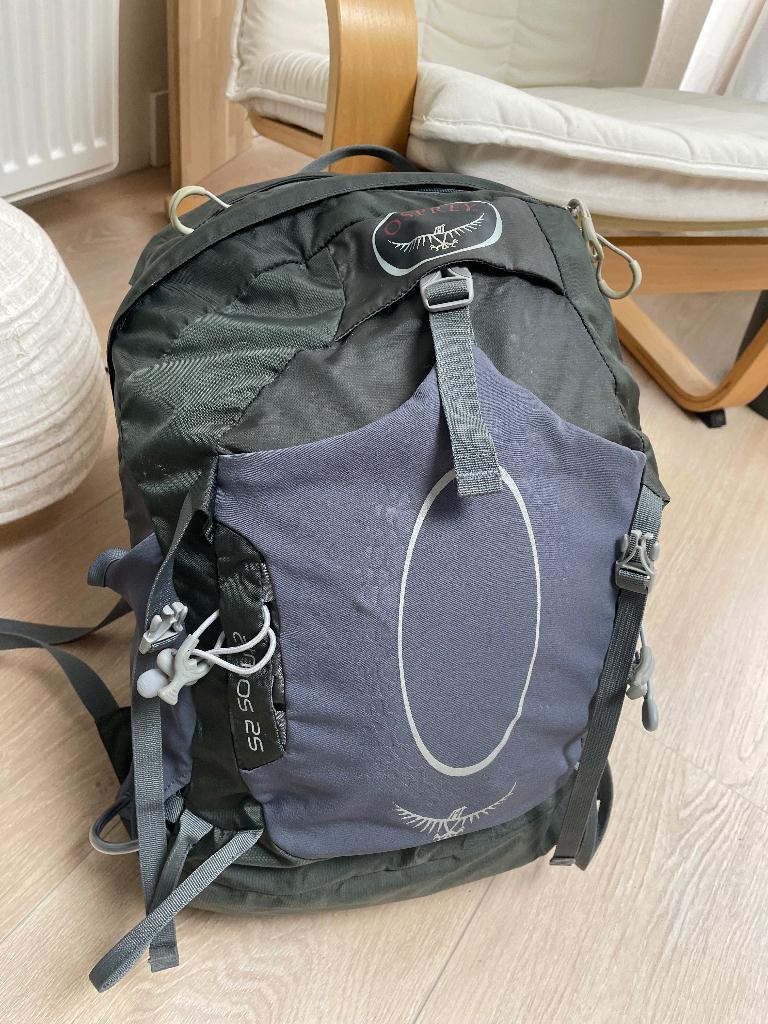 Osprey Atmos 25 rugtas, Gebruikt, 25 tot 40 cm, Trekking, 30 tot 45 cm