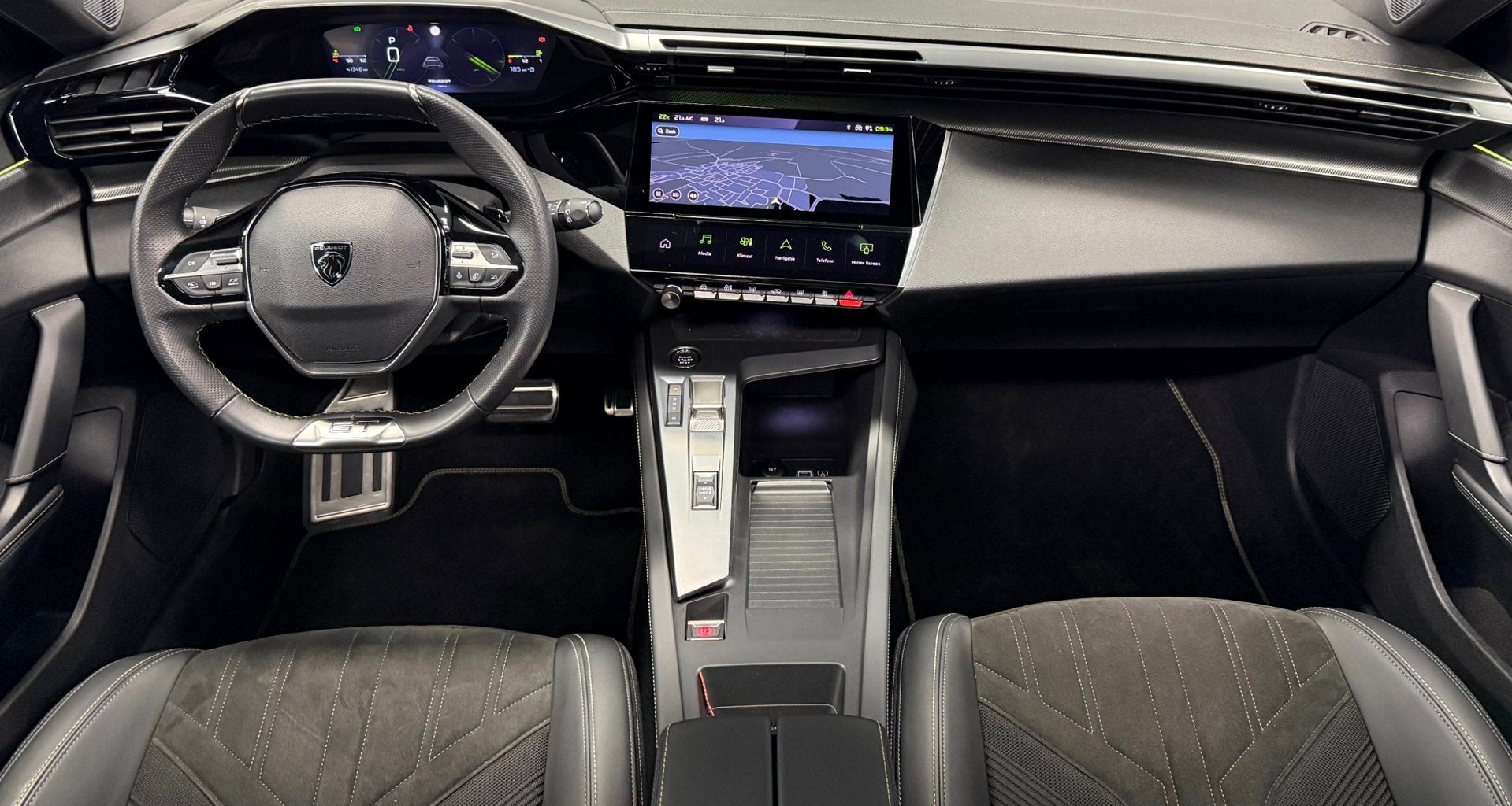Peugeot 308 SW 1.2 PureTech GT*Panodak*Navi*Camera*Carplay*A, Auto's, Gebruikt, Zwart, 1199 cc, Zwart