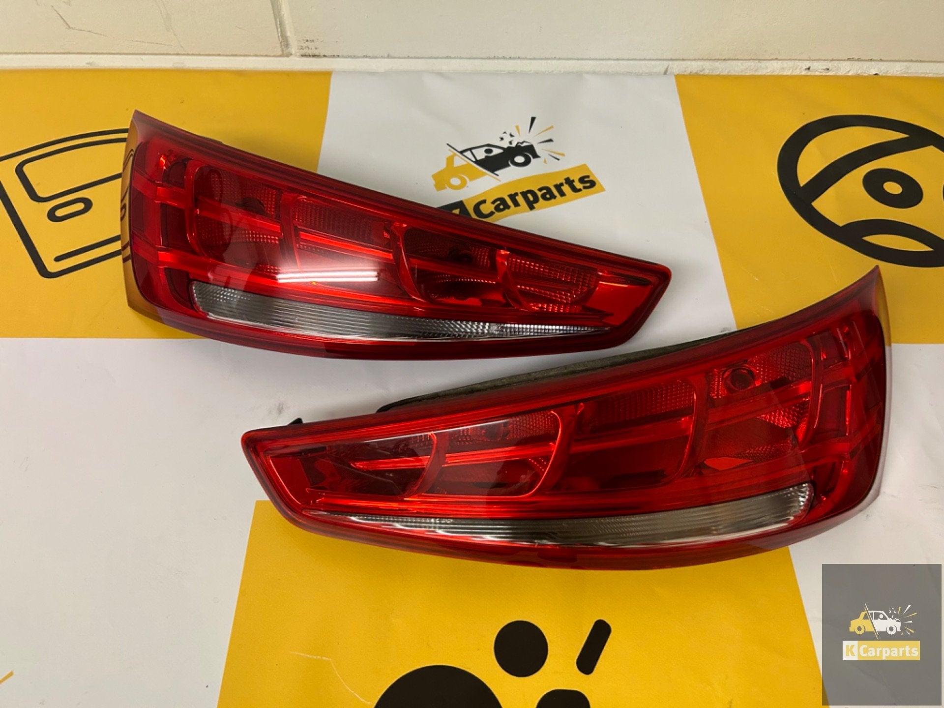 Audi Q3 Achterlicht Links/Rechts 8U0945093/8U0945093, Info@fabrikant.eu, Fabrikantstraat 1
1000 AA  Amsterdam, NL, Fabrikant BV