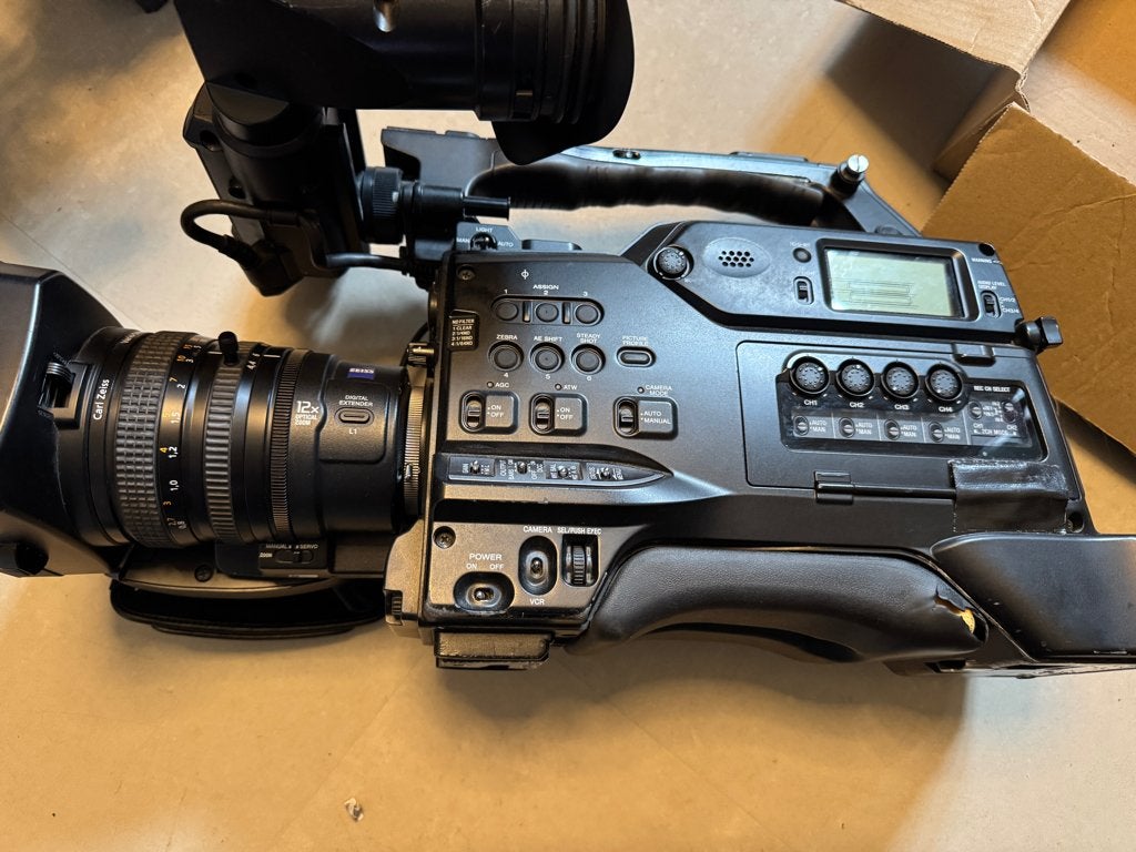 Sony HVR S270E