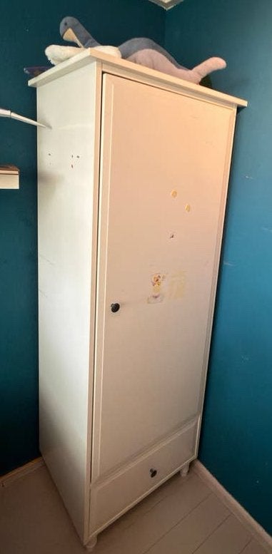 Witte Ikea kledingkast met lade en hangruimte, Ophalen, Minder dan 50 cm, Gebruikt, Met lade(s)