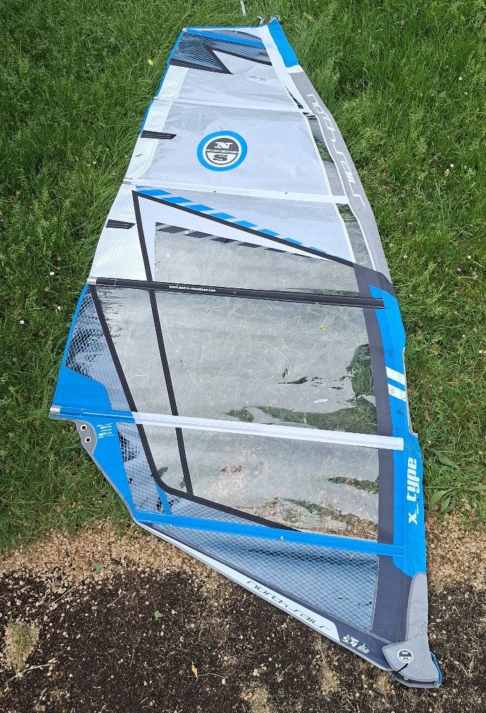 North Sailx x_type 5,4m2 (incl. mast & giek), Ophalen, Met mast, Gebruikt, 5 tot 6.5 m²