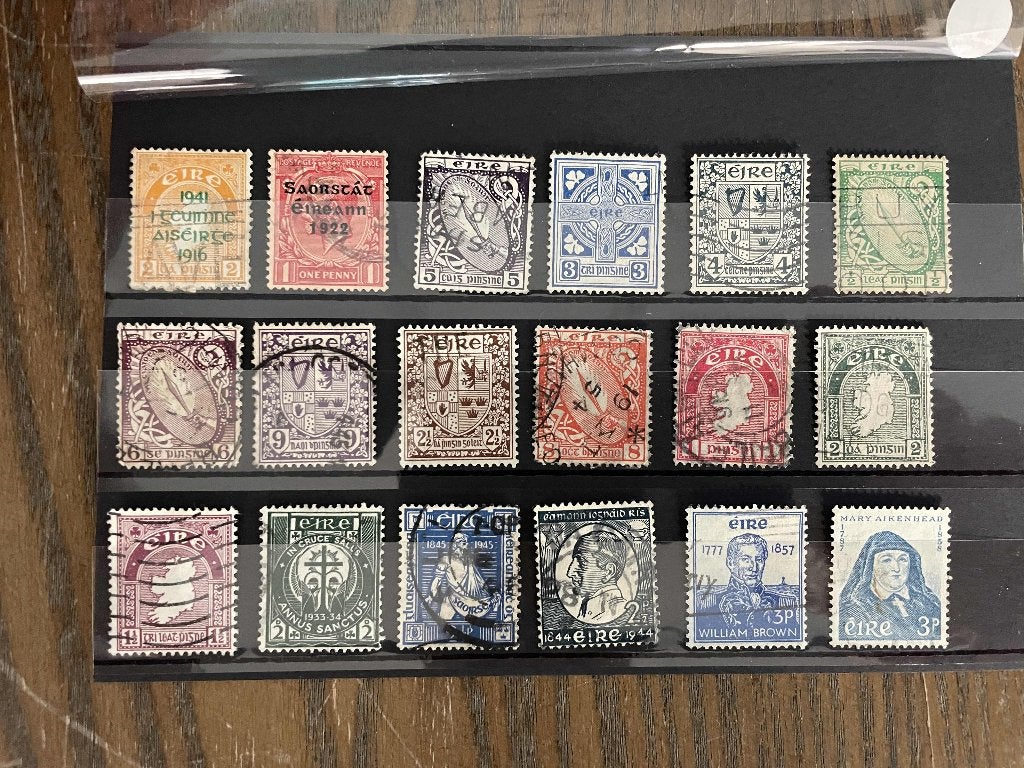 postzegels Ierland oude postzegels op kaart (11), Postzegels en Munten, Postzegels | Volle albums en Verzamelingen, Verzenden