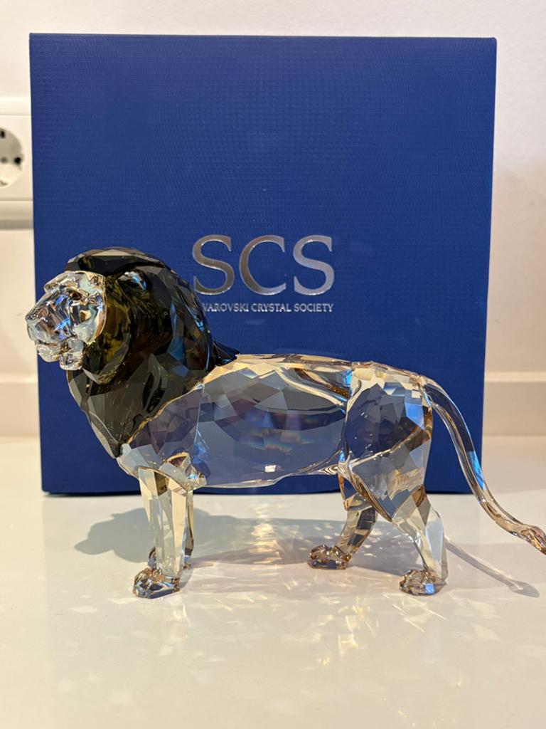 Swarovski scs jaarstuk Akili, Ophalen of Verzenden, Zo goed als nieuw, Figuurtje