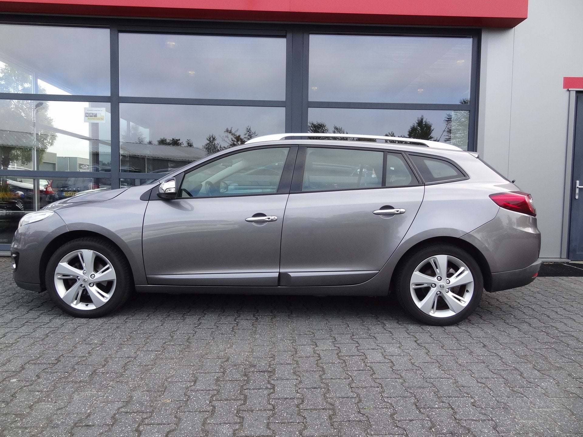 Renault Mégane Estate 1.2 TCe Collection NL-AUTO | AIRCO |, Auto's, Voorwielaandrijving, Euro 5, Gebruikt, Origineel Nederlands
