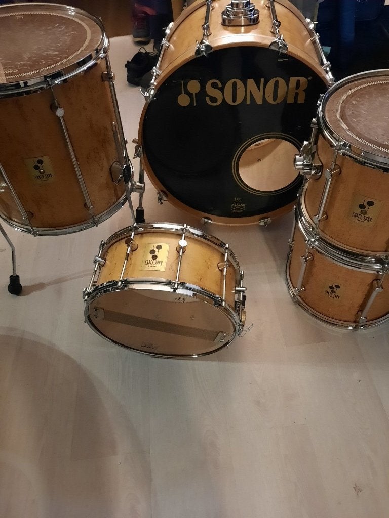 sonor force 3000 maserbirke .....in absolute topstaat.., Muziek en Instrumenten, Drumstellen en Slagwerk, Ophalen of Verzenden