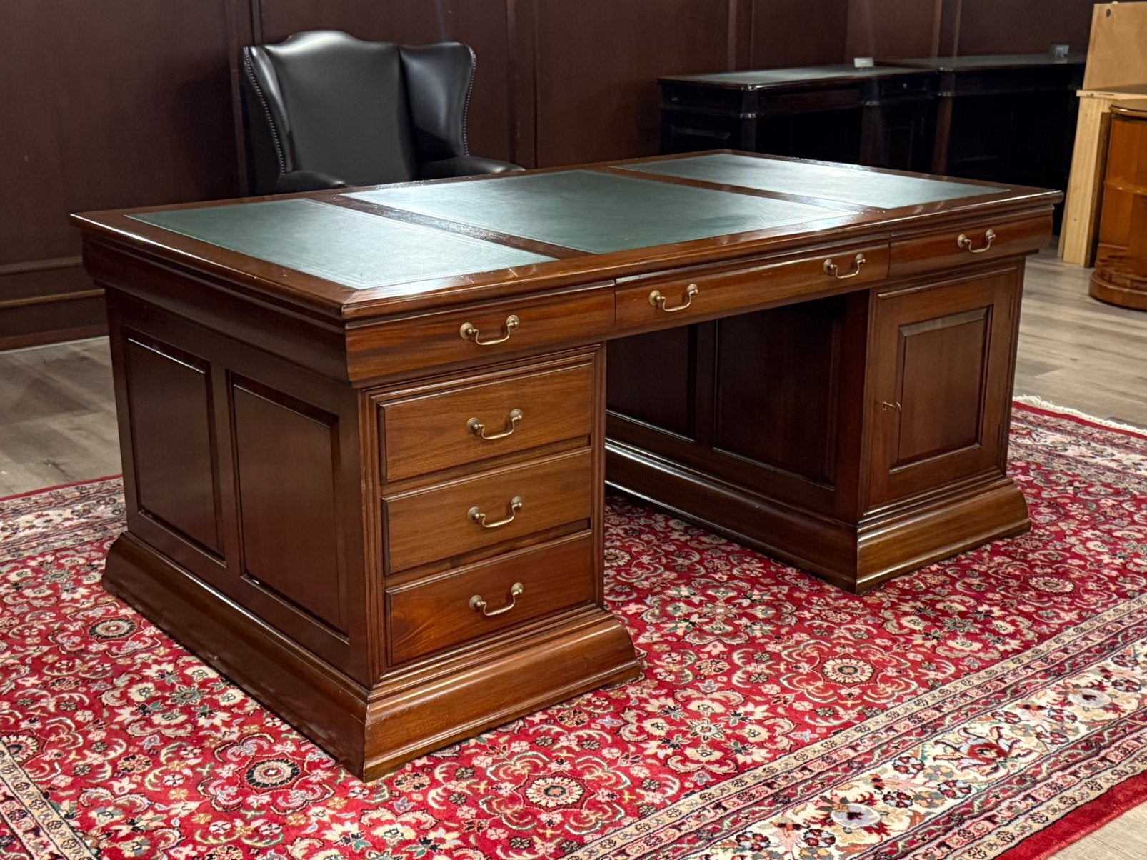 Klassiek Engels bureau #673, Huis en Inrichting, Bureaus, Hout, 180 cm, Bruin, Ophalen of Verzenden