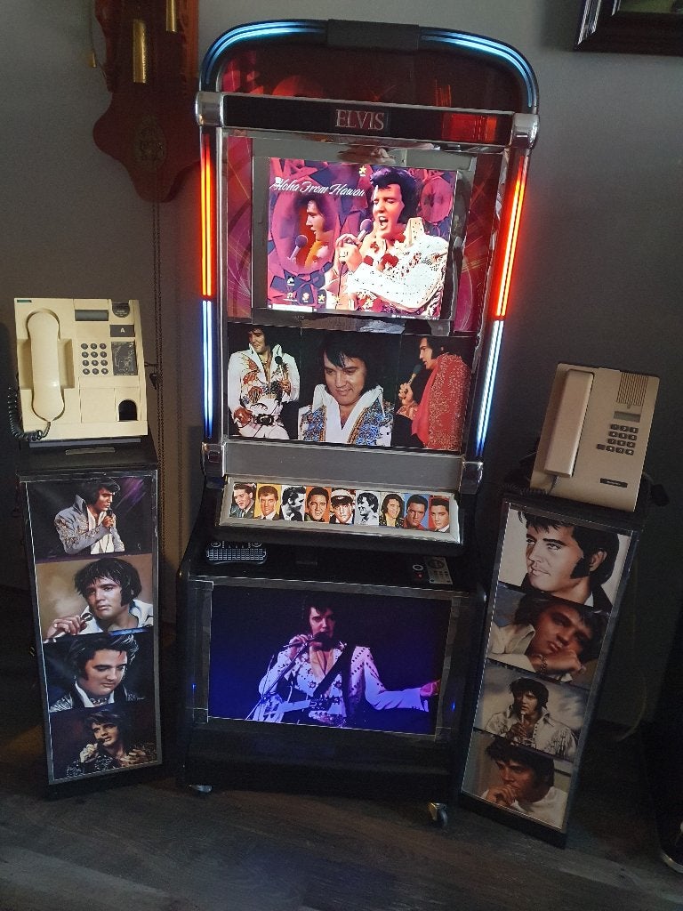 Super vette Elvis Presley jukebox Digitaal en USB vol muziek, Verzamelen, Automaten | Jukeboxen, Ophalen, Zo goed als nieuw, 1970 tot heden
