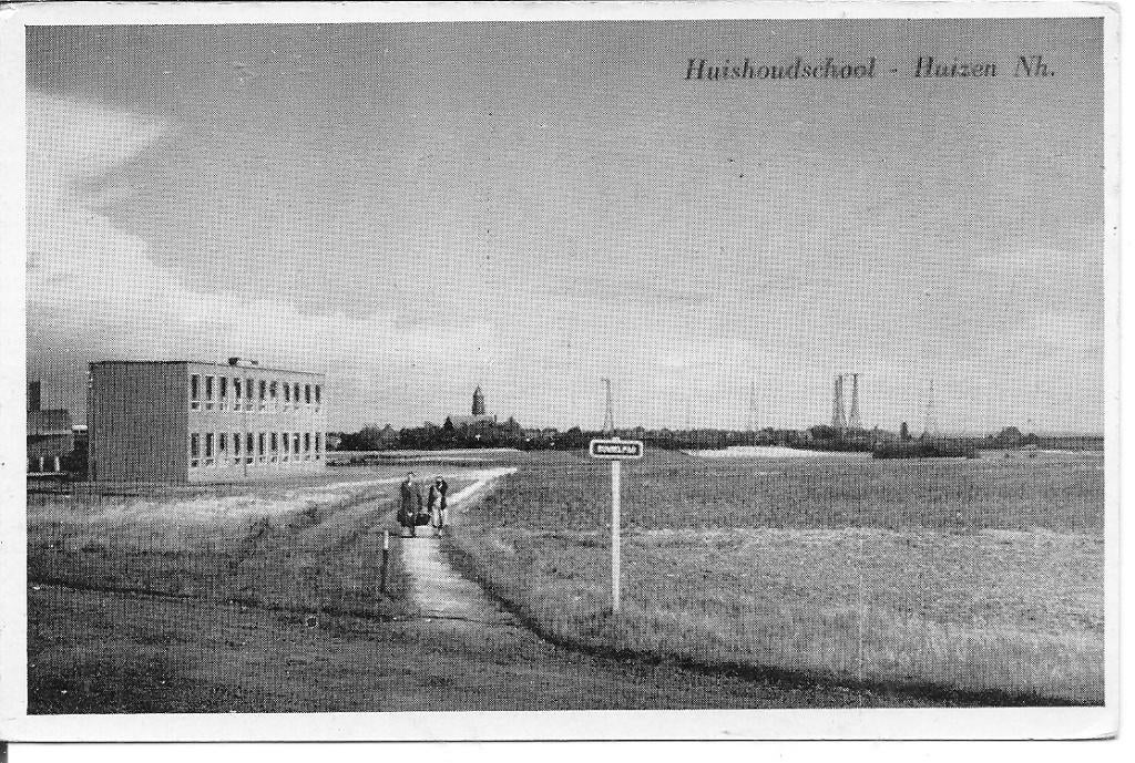 Huishoudschool  Huizen N.H., Ophalen of Verzenden, 1940 tot 1960, Ongelopen, Noord-Holland