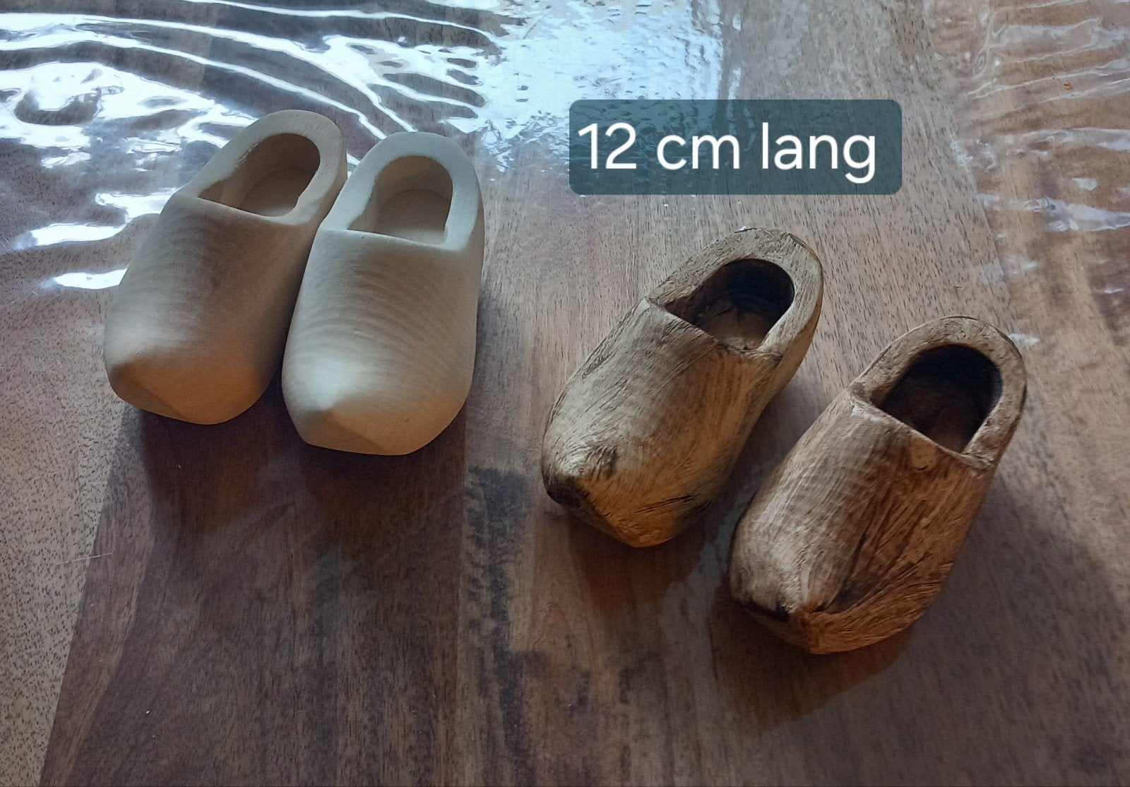 Decoratieve klompjes - bruin en blank, 12 cm lang, Antiek en Kunst, Ophalen of Verzenden