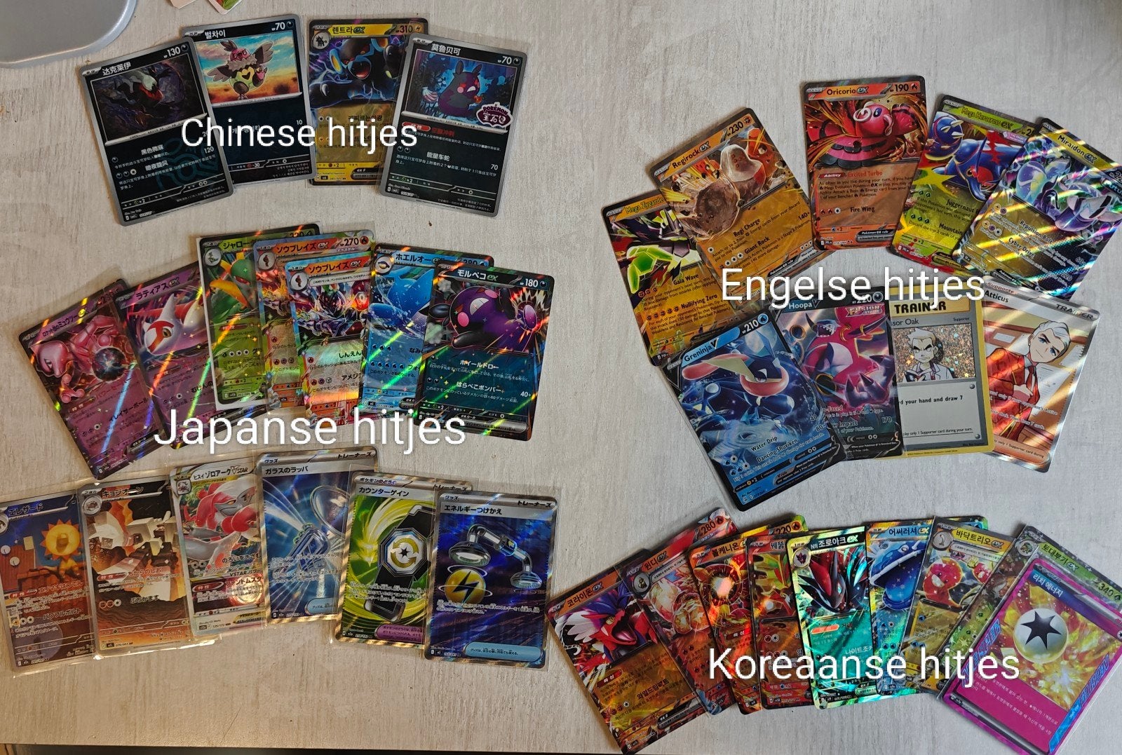 Pokemon kleine hitjes. Verschillende talen., Ophalen of Verzenden, Zo goed als nieuw, Meerdere plaatjes