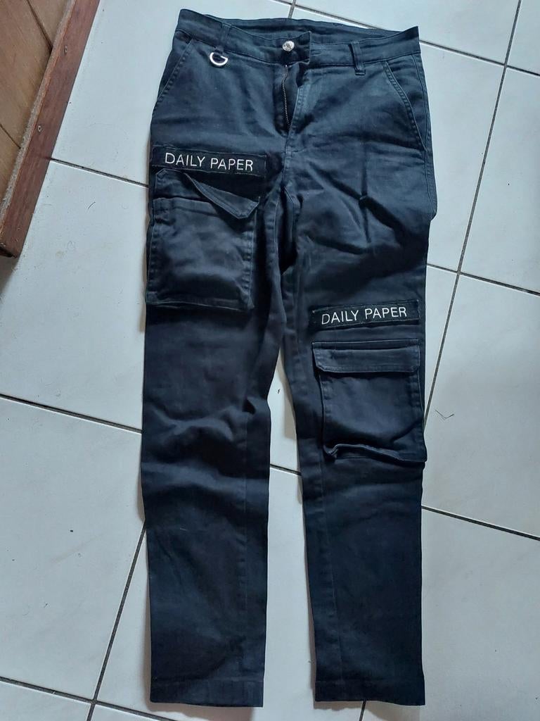 Daily Paper Cargo Broek Zwart Maat XS, Zwart, Daily Paper, Ophalen of Verzenden, Zo goed als nieuw