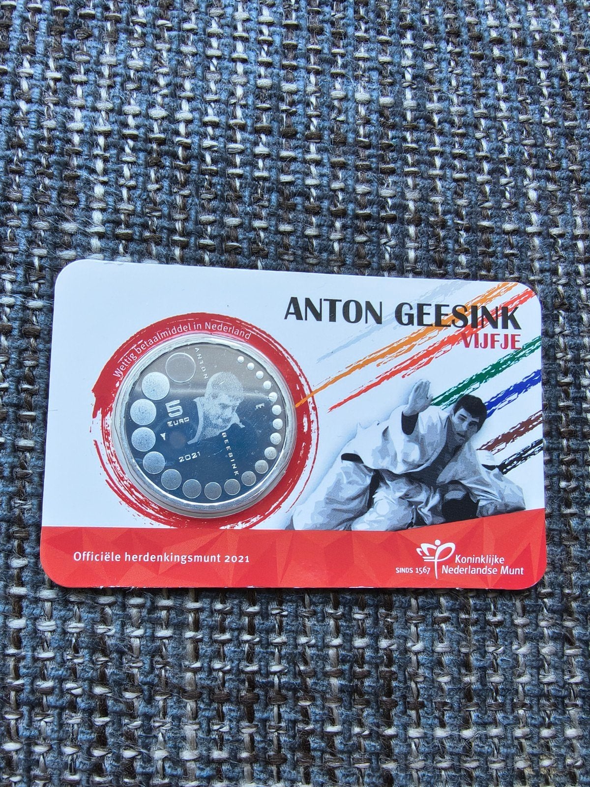 Anton Geesink Vijfje 2021 BU-kwaliteit in coincard, Ophalen of Verzenden, Koningin Beatrix, Euro's, Losse munt