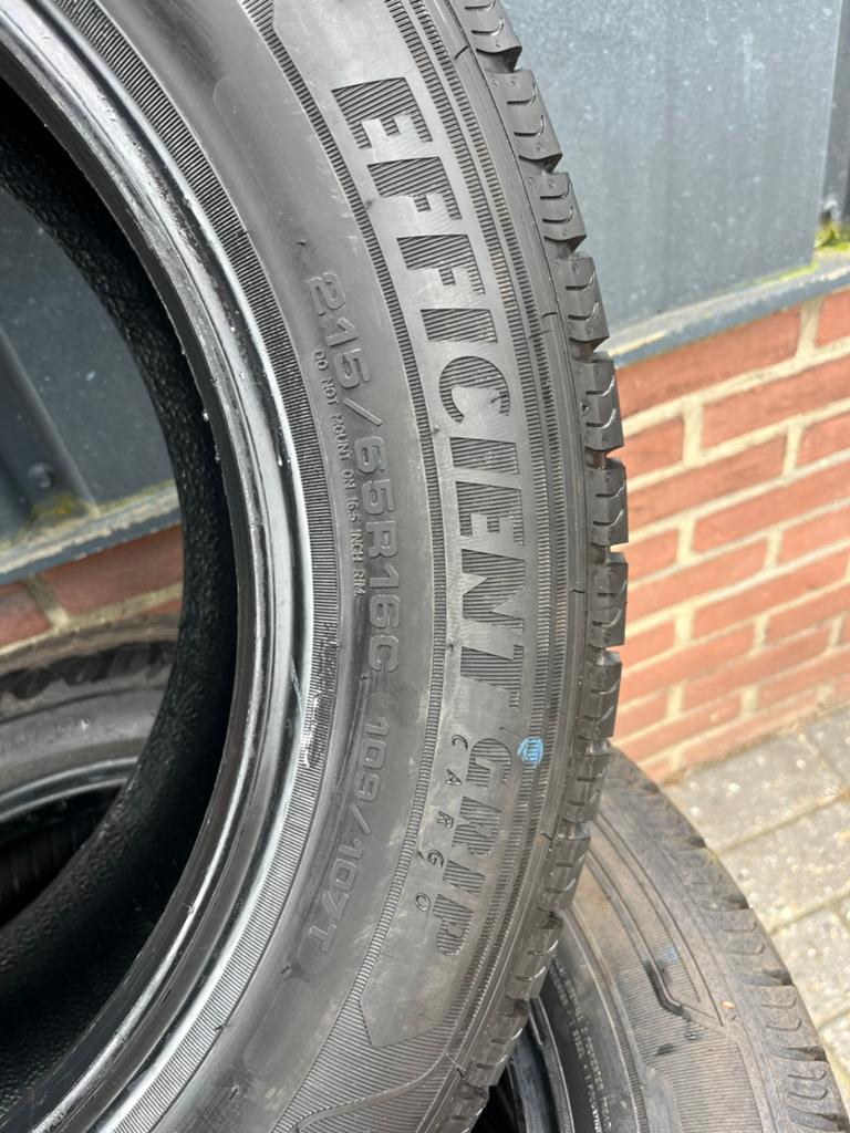 4x 215/65R16C Demo zomerbanden Goodyear, Ophalen, 16 inch, Goodyear, Onbekend