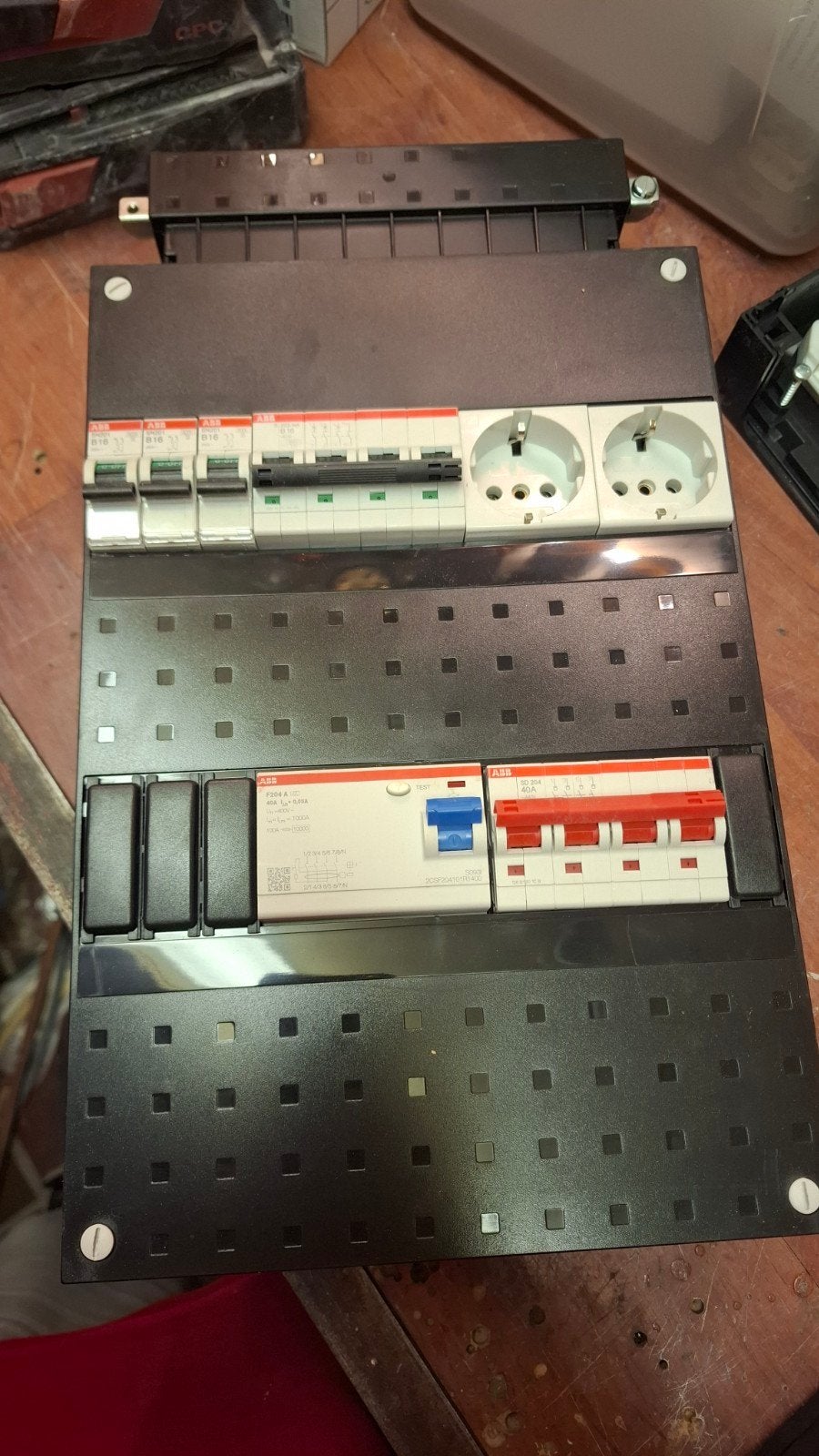 ABB Groepenkast met aardlekschakelaar en automaten, Ophalen of Verzenden, Zo goed als nieuw, ABB, Groepenkast