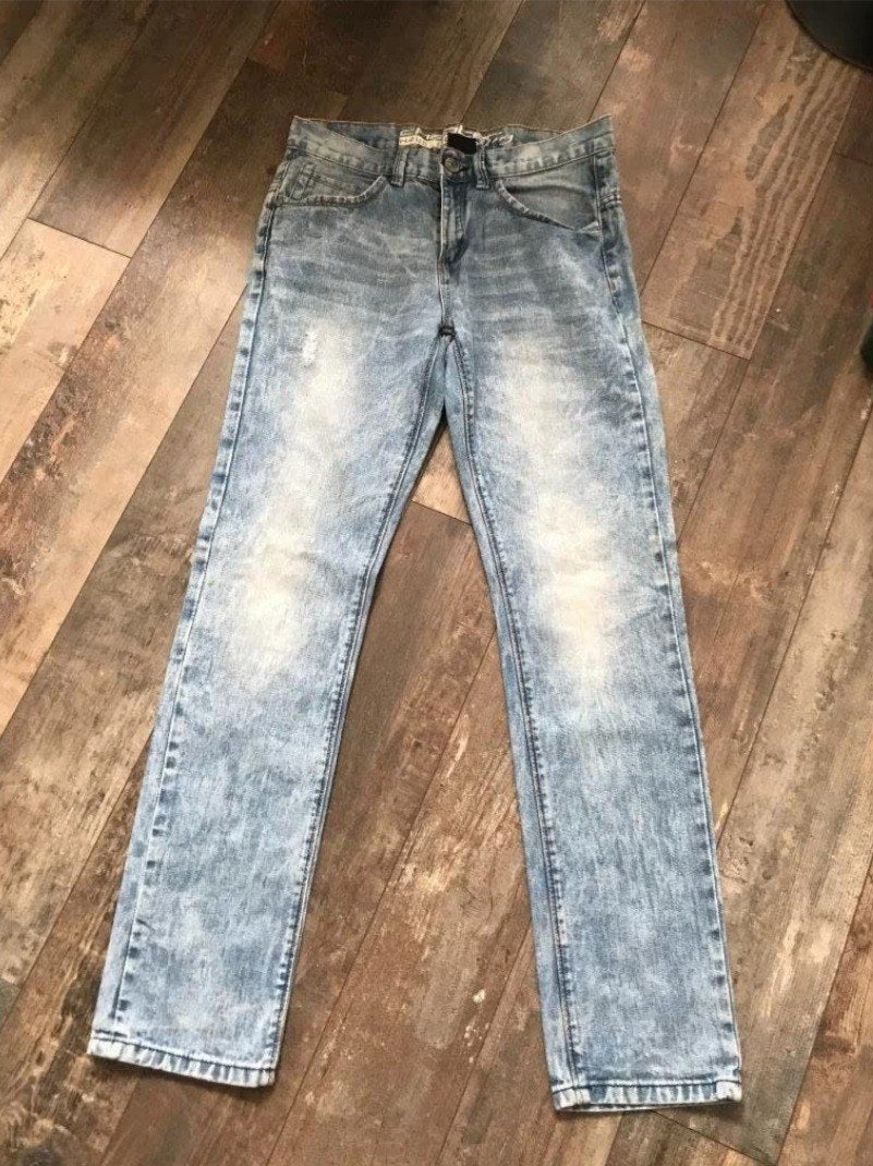 Lichte jeans, Ophalen of Verzenden, Zo goed als nieuw, Blauw, W28 - W29 (confectie 36)
