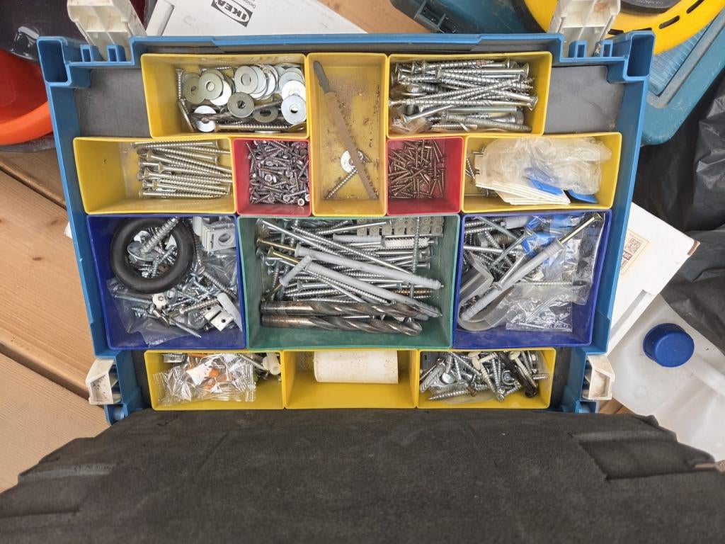 Festo koffer met inhoud, Ophalen