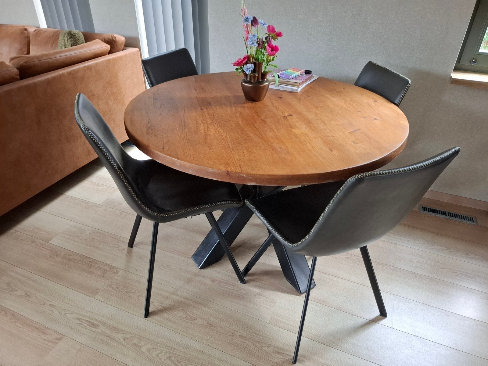 Set van 4 moderne eetkamerstoelen, donkergrijs leerlook, Ophalen, Gebruikt, Modern, Industrieel, Vier