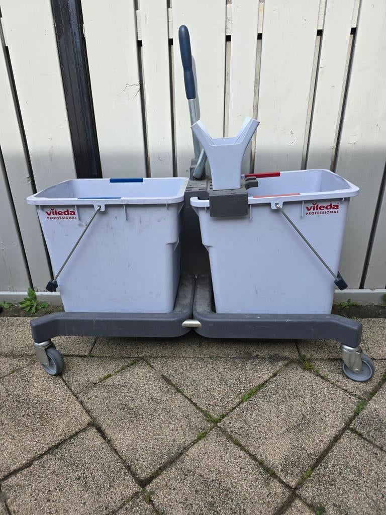 Vileda Professional dweilwagen met twee emmers, Huis en Inrichting, Schoonmaakartikelen, Ophalen