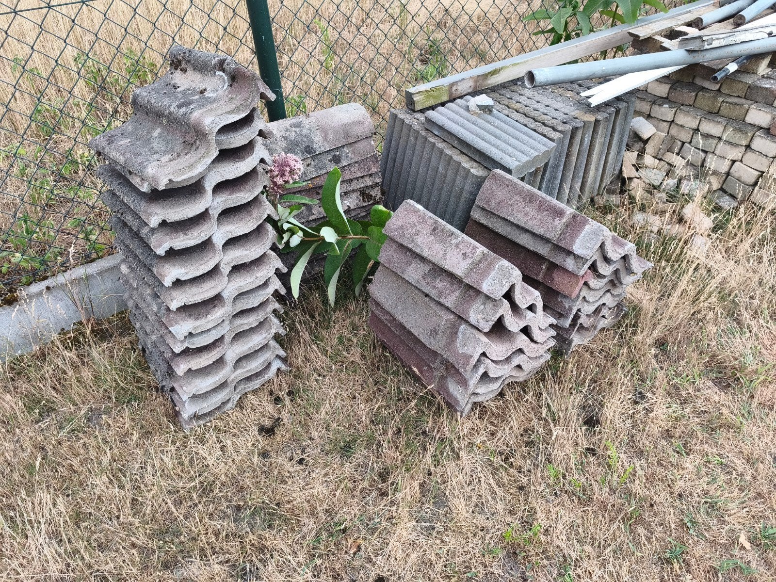 Kantpannen en nokvorsten, Ophalen, Steen of Klei, 15 m² of meer, Dakpannen