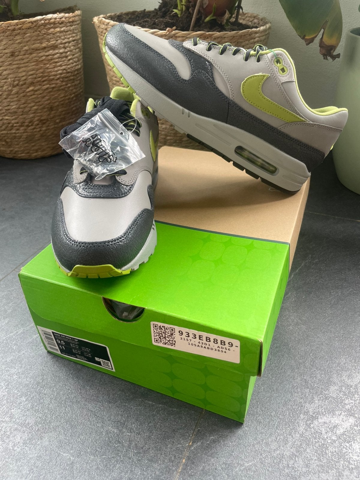 Nike Air Max HUF Pear Green! Nieuw! Maat 43! OG, Overige kleuren, Nieuw, Ophalen of Verzenden, Sneakers of Gympen