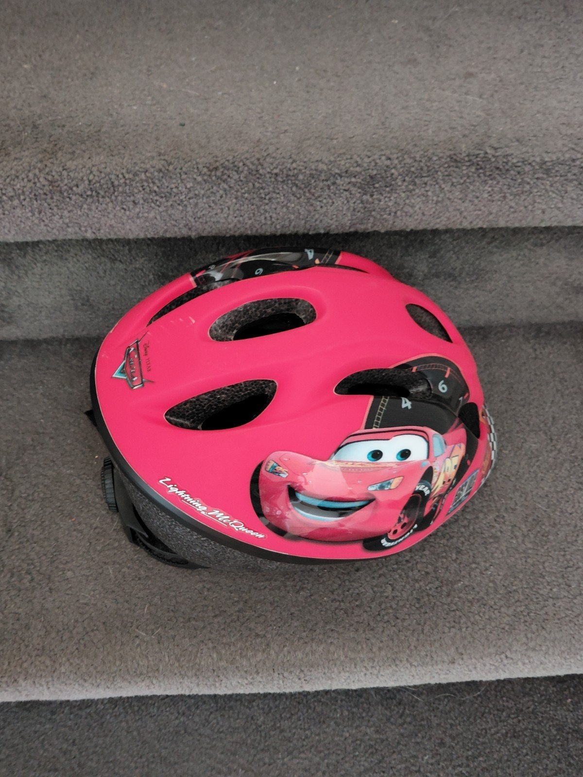 Nieuwe Cars kinderhelm - Bliksem McQueen, Ophalen of Verzenden, Nieuw, Jongen, Cars