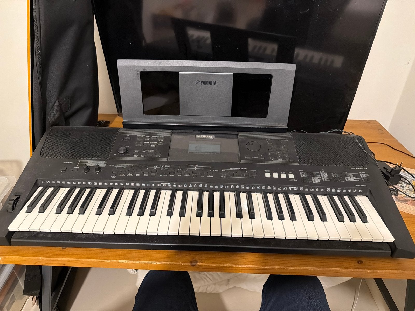 Yamaha PSR-E453 Keyboard - Zo goed als nieuw, 61 toetsen, Yamaha, Ophalen of Verzenden, Zo goed als nieuw