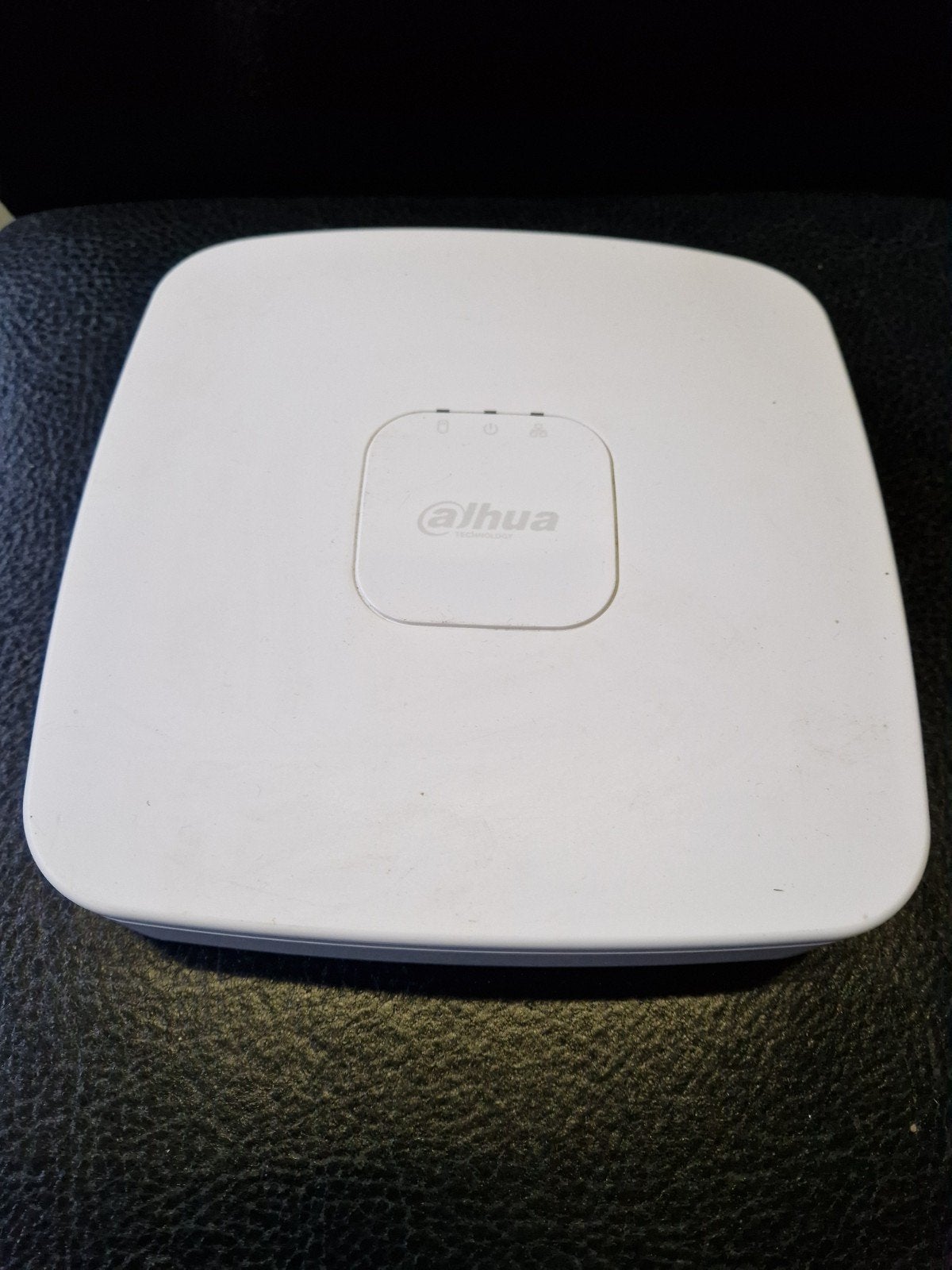Dahua NVR2104-P-4KS2 Netwerk Video Recorder, Ophalen of Verzenden, Zo goed als nieuw, Buitencamera