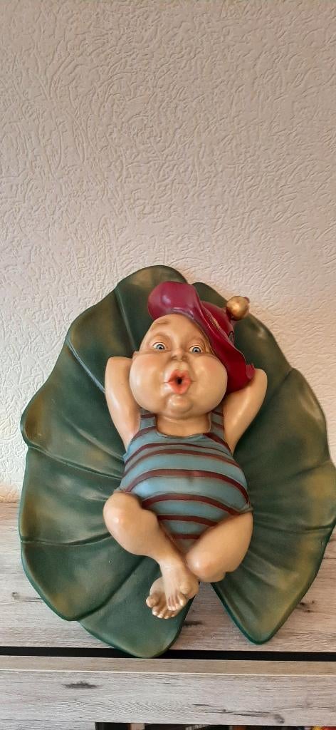 laven efteling baby op blad groot model!, Verzamelen, Efteling, Ophalen, Zo goed als nieuw, Beeldje of Poppetje