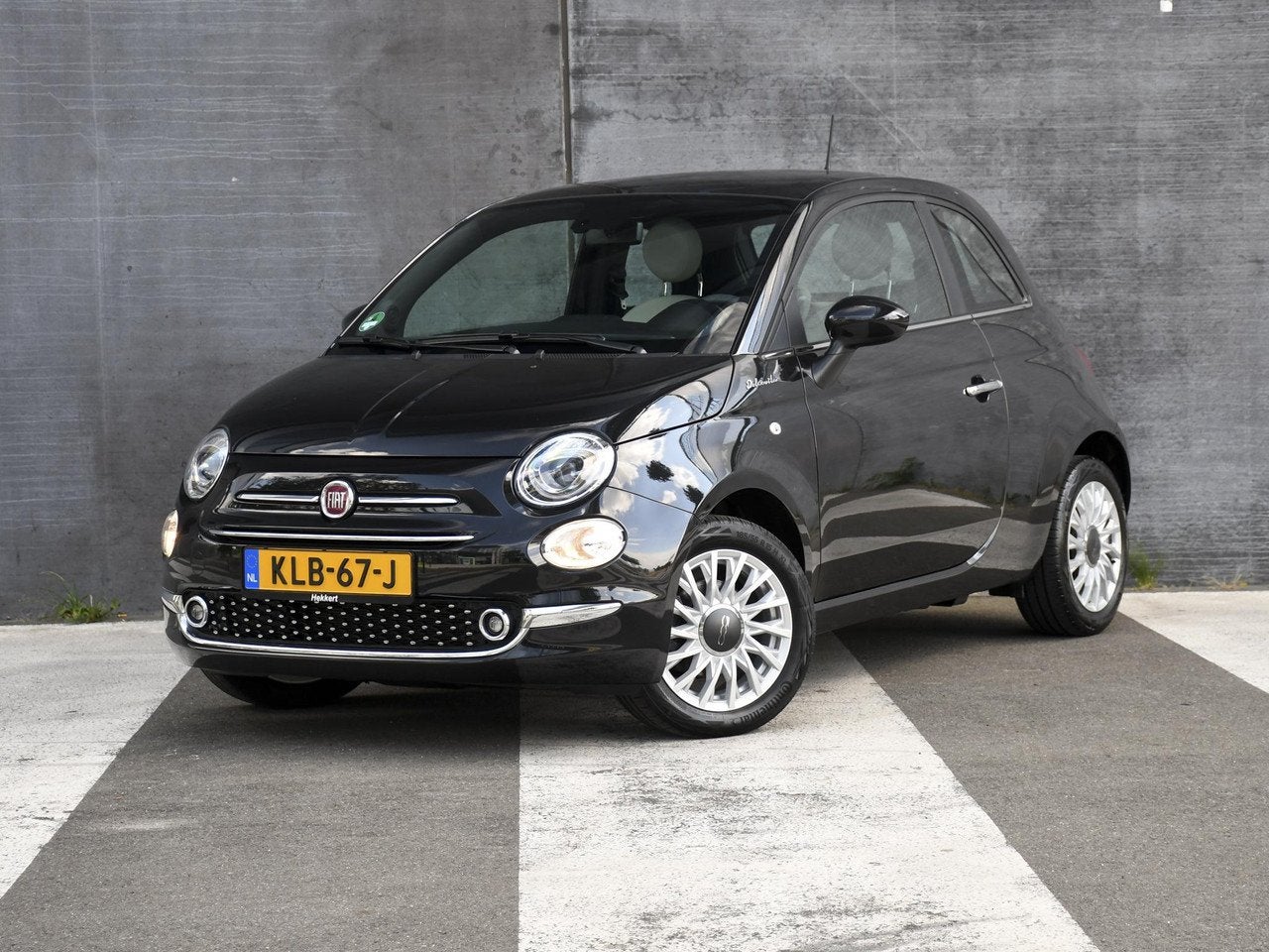 Fiat 500 Dolcevita 1.0 Hybrid 70pk PANO | PDC ACHTER | 15''L, 21 km/l, Gebruikt, 4 stoelen, Bedrijf