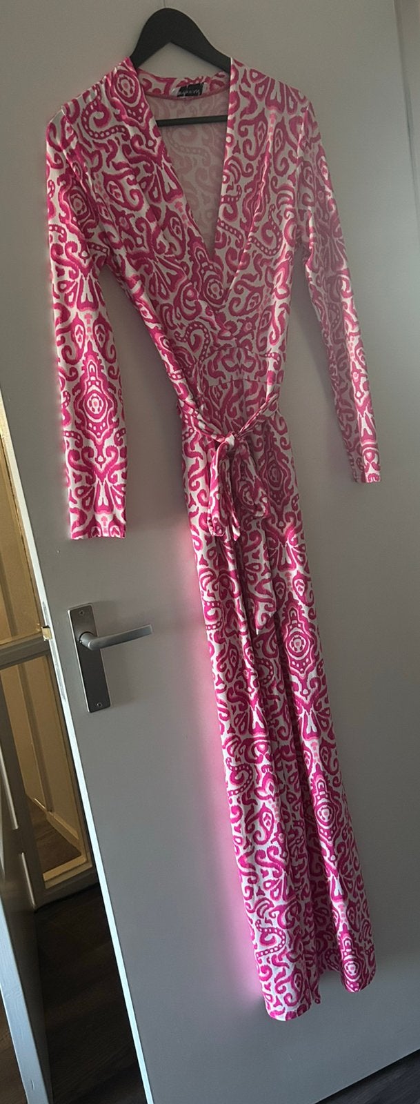 By Swan jumpsuit felroze/wit, maat L, Kleding | Dames, Ophalen of Verzenden, Nieuw, Maat 42/44 (L), Roze