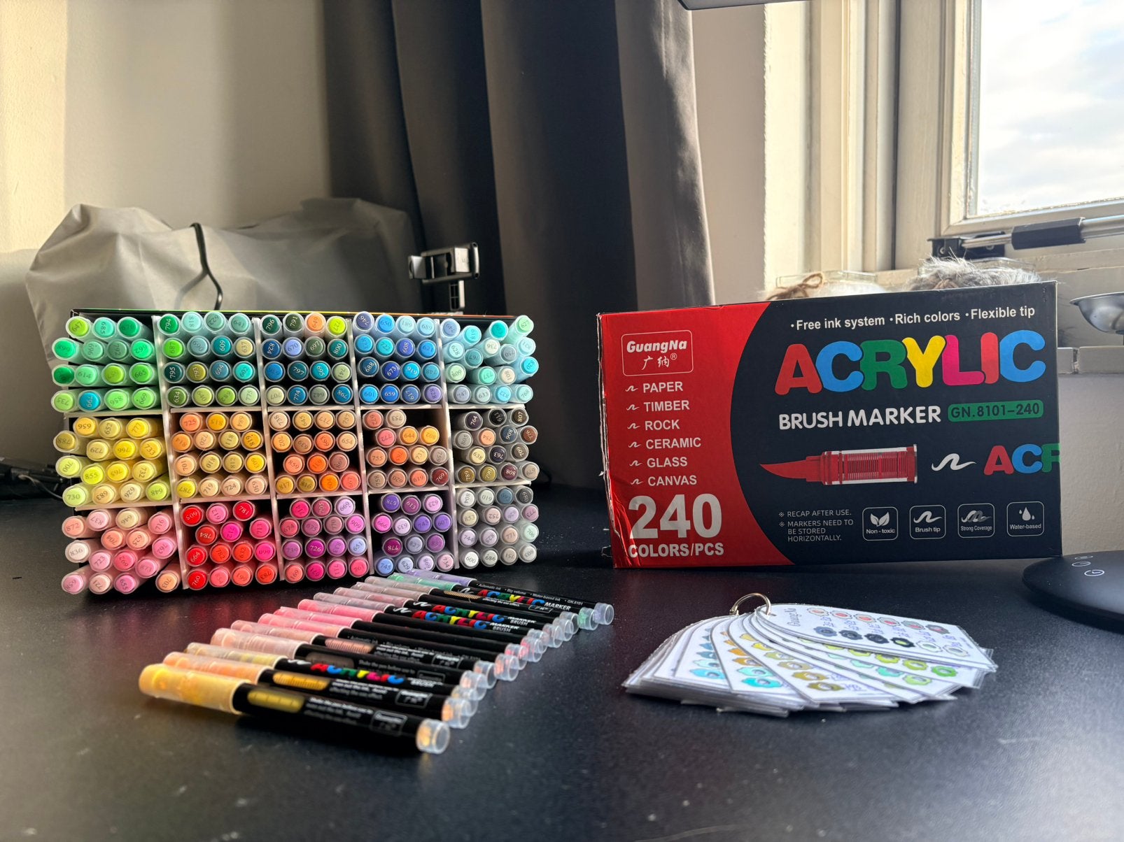 GuangNa 240 acrylmarker set, Ophalen of Verzenden, Zo goed als nieuw