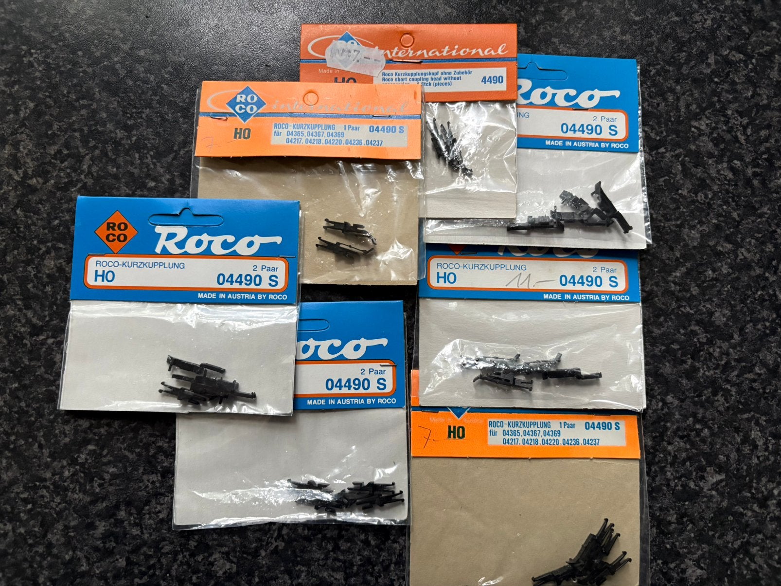 Roco 4490 kortkoppeling gen.1 Nem schacht H0, 24 stuks nieuw, Ophalen of Verzenden, Nieuw
