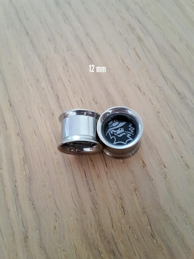 Nieuwe pluggen, tunnels. Staal. Cowboy skull., Ophalen of Verzenden, Zo goed als nieuw, Staal, Oor- of Traguspiercing