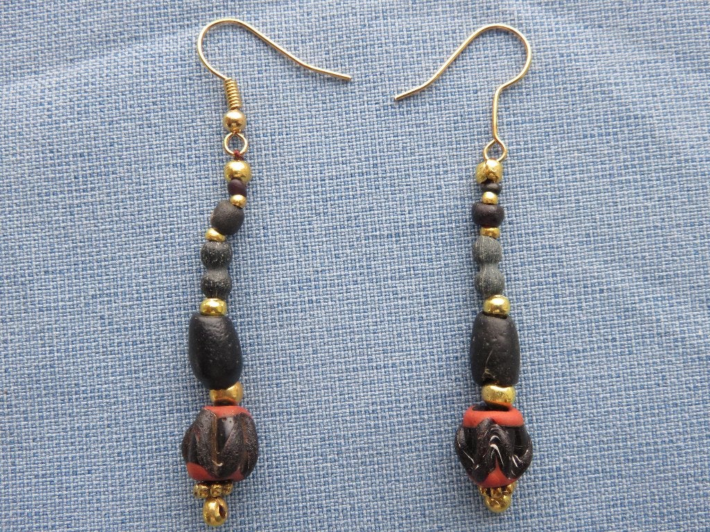 Romeinse rijk . oorhangers – ca. 1600 jaar oud - bodemvondst, Ophalen of Verzenden, Overige materialen, Oorbellen