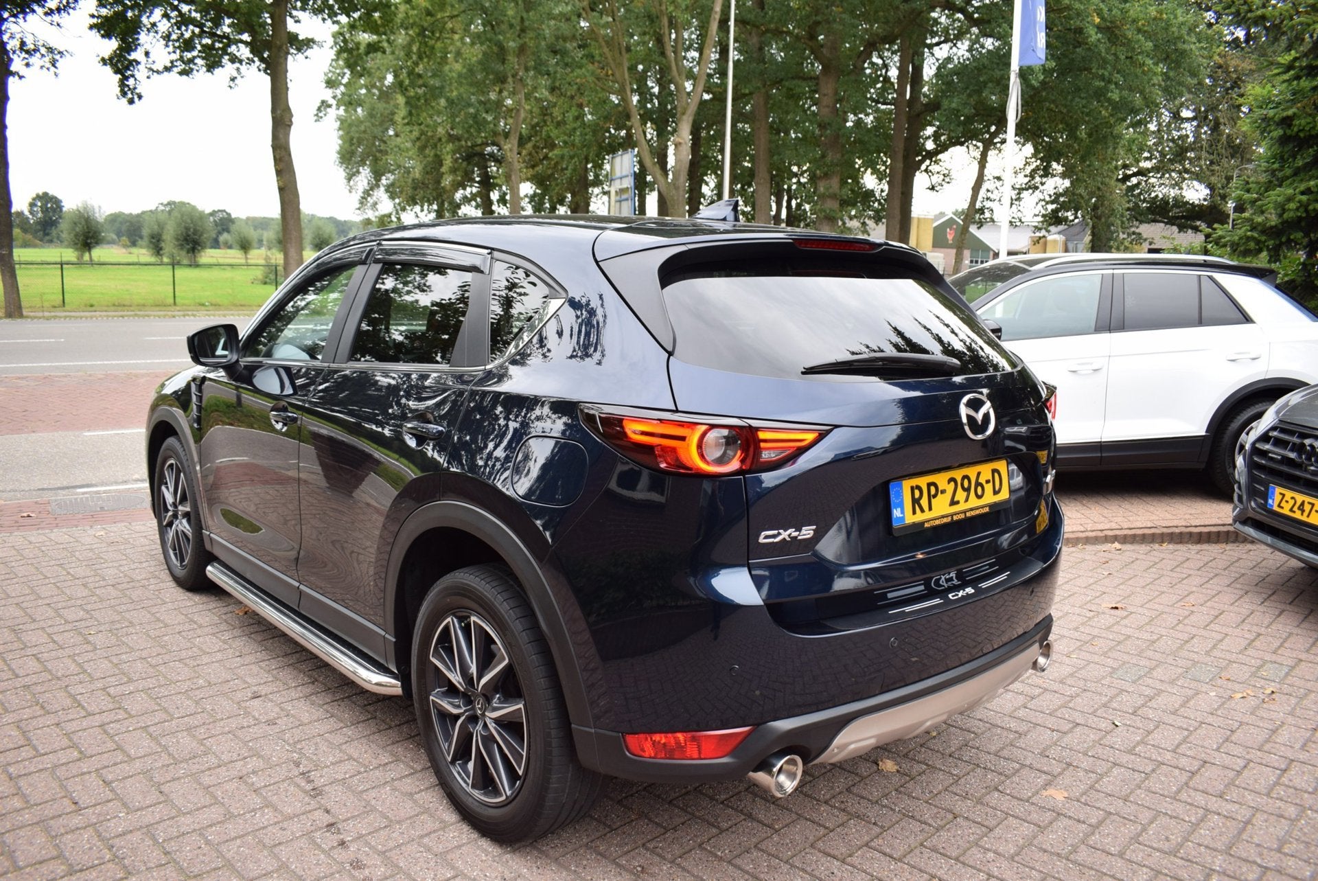 Mazda CX-5 2.0 SkyActiv-G 165 Business Comfort AUTOM//NAVI/C, Auto's, 1998 cc, Gebruikt, 2000 kg, Blauw